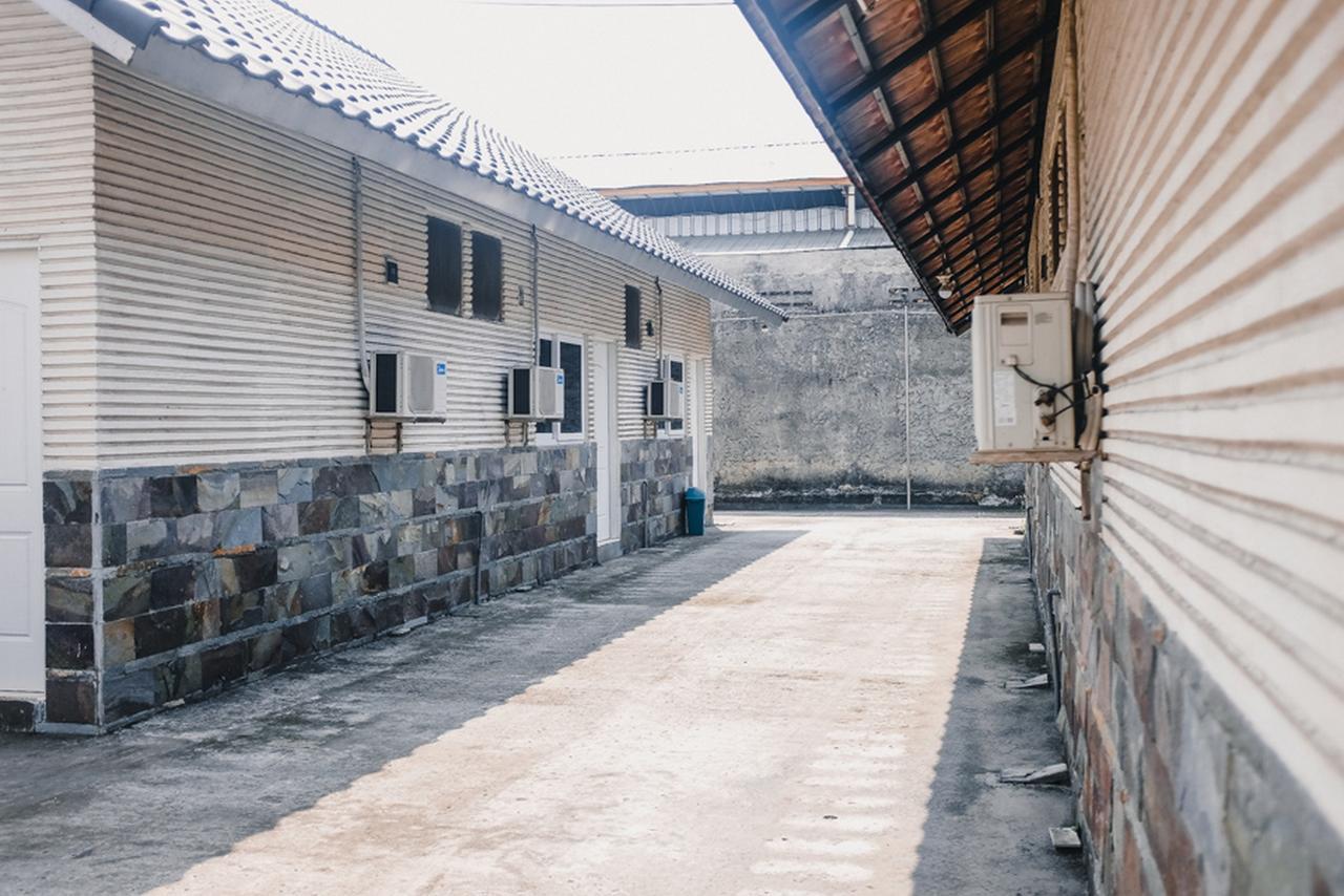 Reddoorz Near Sirkuit Sentul Hotell Bogor Eksteriør bilde